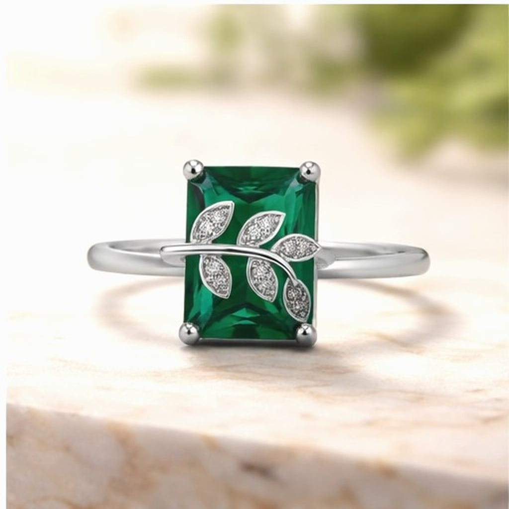 Green  Elegant Leaf Stone Ring